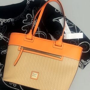 NWT Dooney & Bourke Coral & Beige satchel purse.